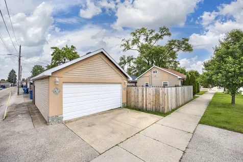 1700 North 37th Avenue Stone Park IL 60165