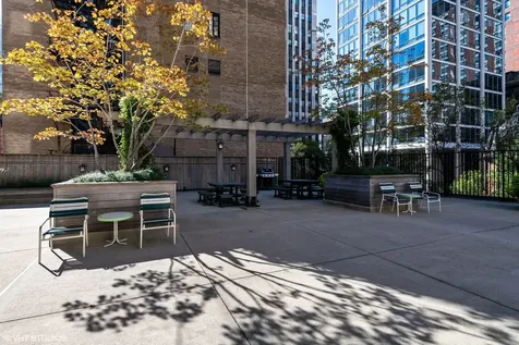 1310 North Ritchie Court Chicago IL 60610