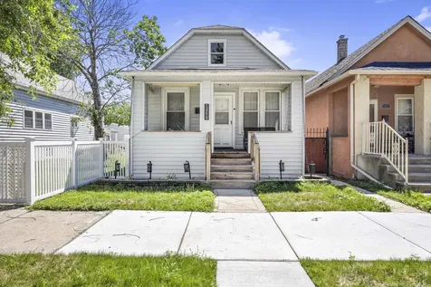 13219 South Houston Avenue Chicago IL 60633