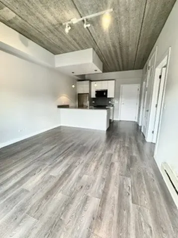 2407 West Eastwood Avenue Chicago IL 60625