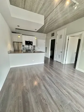 2407 West Eastwood Avenue Chicago IL 60625