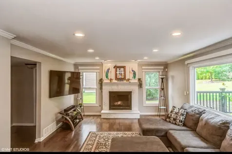 310 Chesterfield Lane Vernon Hills IL 60061