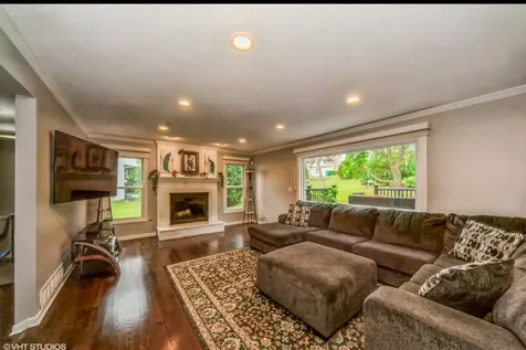 310 Chesterfield Lane Vernon Hills IL 60061
