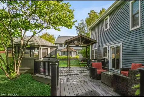 310 Chesterfield Lane Vernon Hills IL 60061
