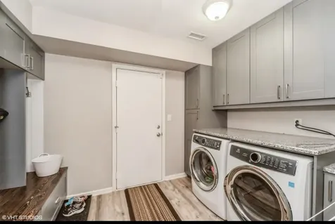310 Chesterfield Lane Vernon Hills IL 60061