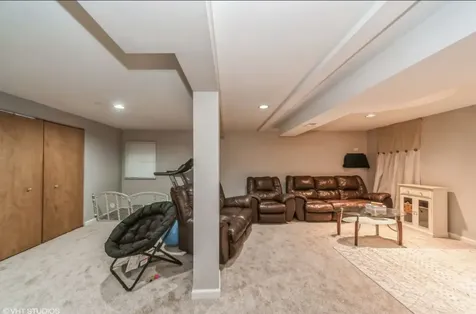 310 Chesterfield Lane Vernon Hills IL 60061