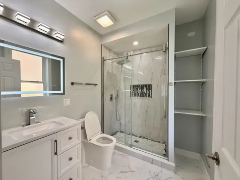 4326 West Washington Boulevard Chicago IL 60624