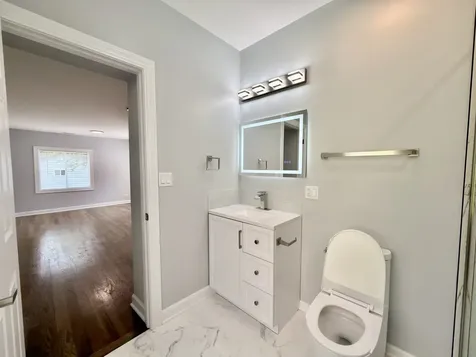 4326 West Washington Boulevard Chicago IL 60624