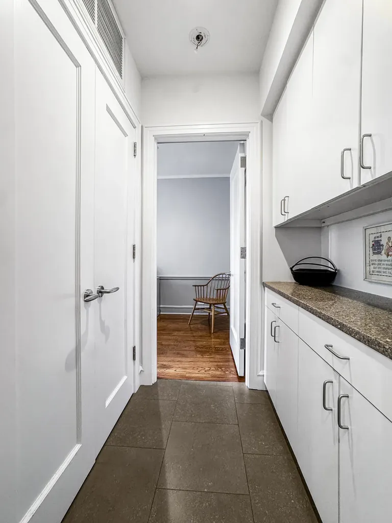 2440 North Lakeview Avenue Chicago IL 60614