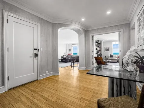 2440 North Lakeview Avenue Chicago IL 60614