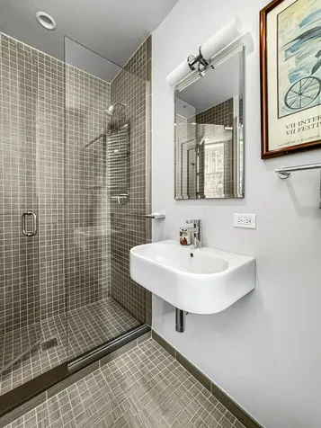 2440 North Lakeview Avenue Chicago IL 60614