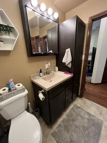 3327 North Hamilton Avenue Chicago IL 60618