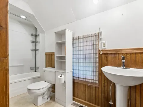 311 Marengo Road Harvard IL 60033