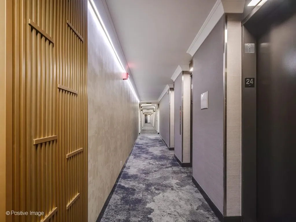 4170 North Marine Drive Chicago IL 60613
