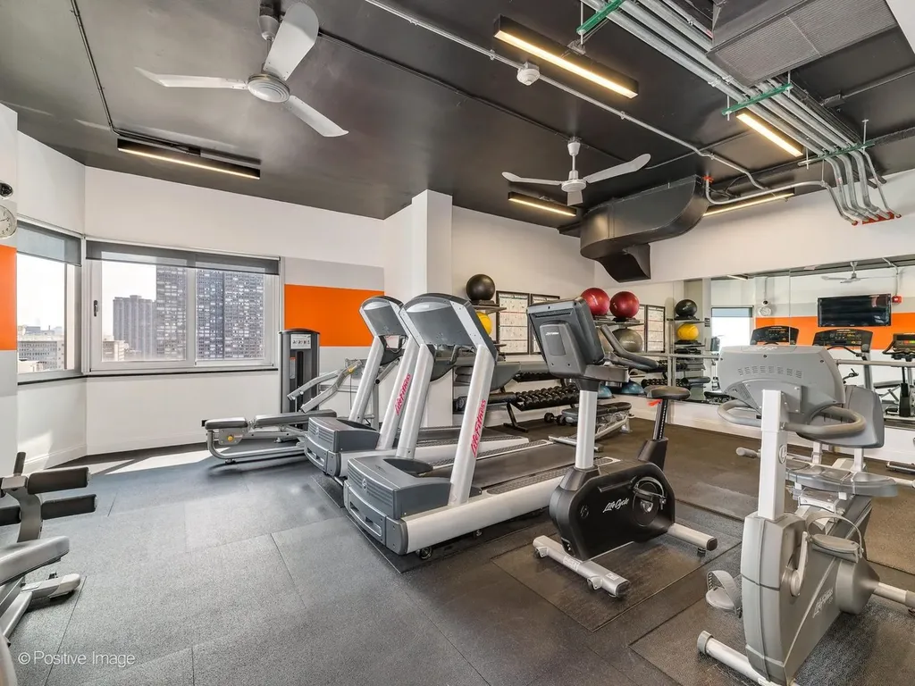 4170 North Marine Drive Chicago IL 60613