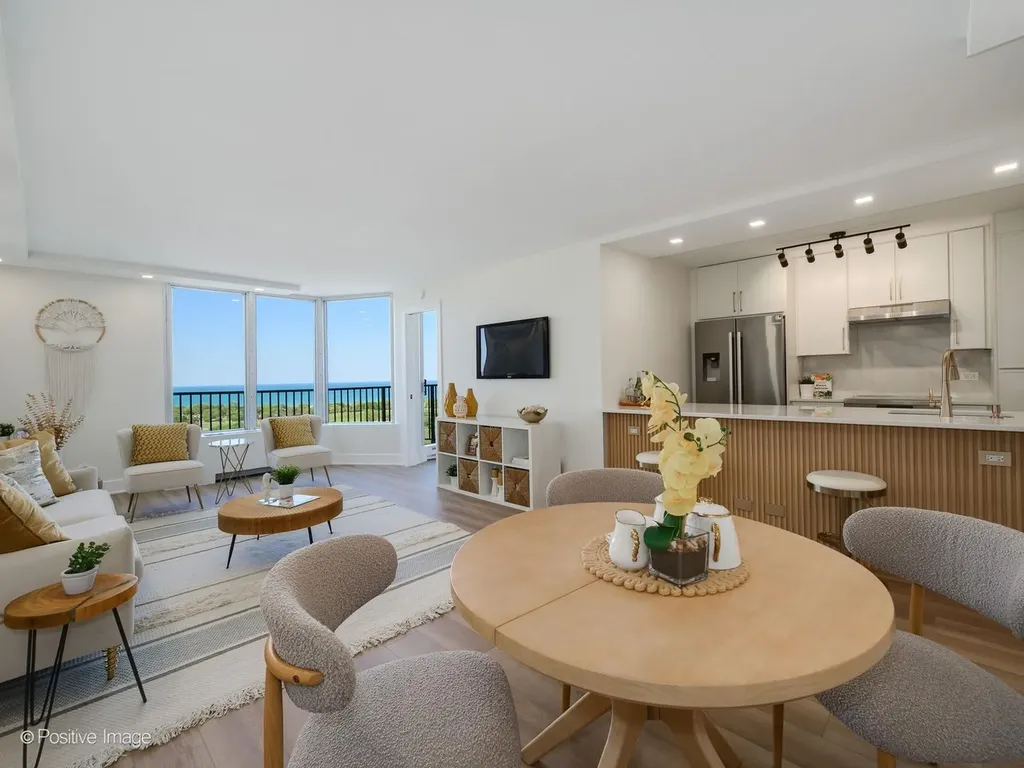 4170 North Marine Drive Chicago IL 60613