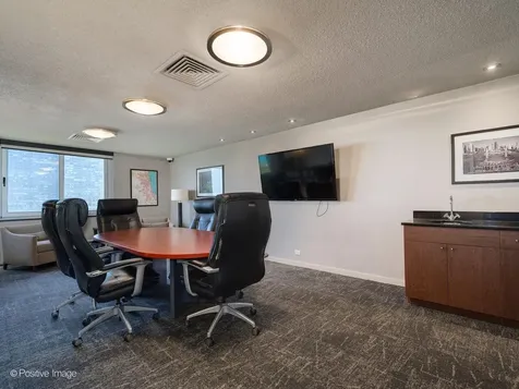 4170 North Marine Drive Chicago IL 60613