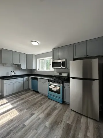 18108 Oakwood Avenue Lansing IL 60438