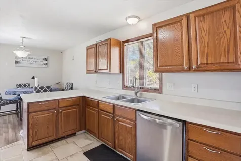 1707 Joanna Avenue Zion IL 60099