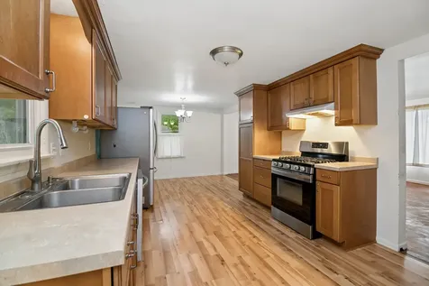 660 Jonette Avenue Bradley IL 60915