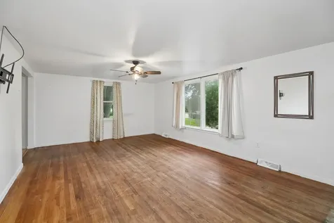 660 Jonette Avenue Bradley IL 60915