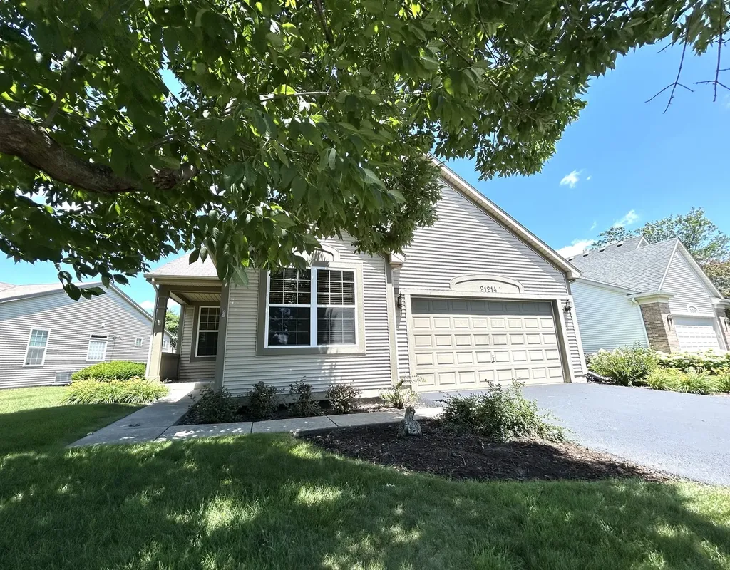 21214 Lily Lake Lane Crest Hill IL 60403