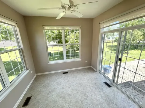 21214 Lily Lake Lane Crest Hill IL 60403