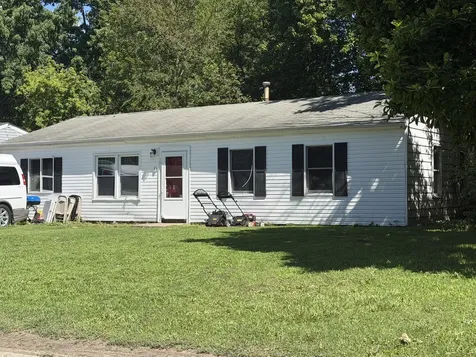 1912 Southwood Drive Champaign IL 61821