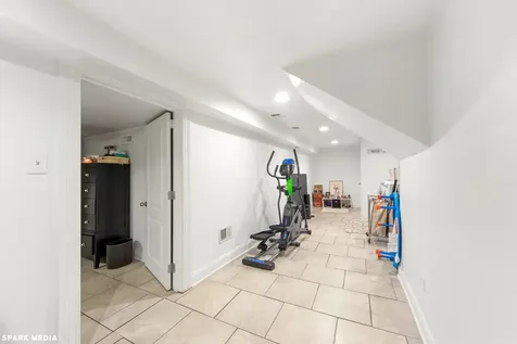 1621 North Mcvicker Avenue Chicago IL 60639