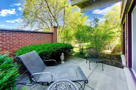 432 Kelburn Road Deerfield IL 60015