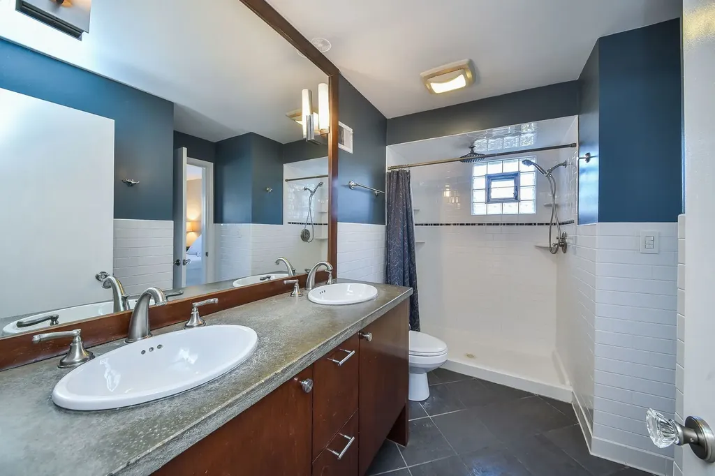 541 Park Row Glen Ellyn IL 60137