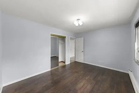 255 East Oak Street Addison IL 60101