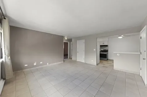 255 East Oak Street Addison IL 60101