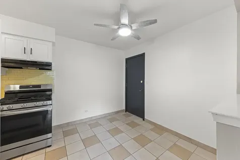 255 East Oak Street Addison IL 60101
