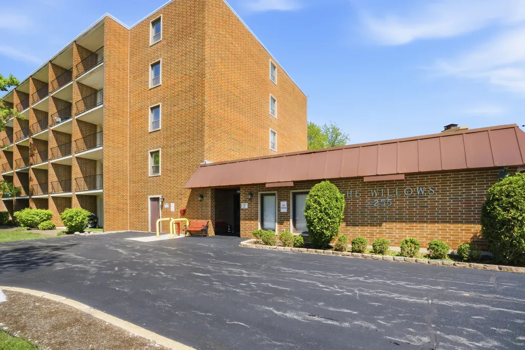 255 South West Avenue Elmhurst IL 60126