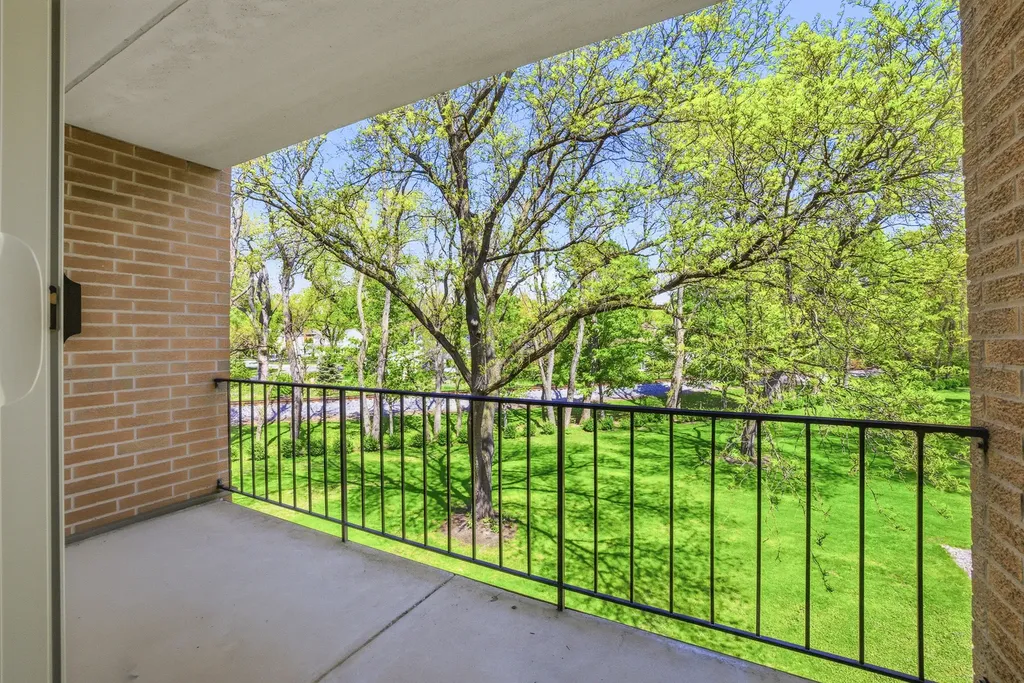 255 South West Avenue Elmhurst IL 60126