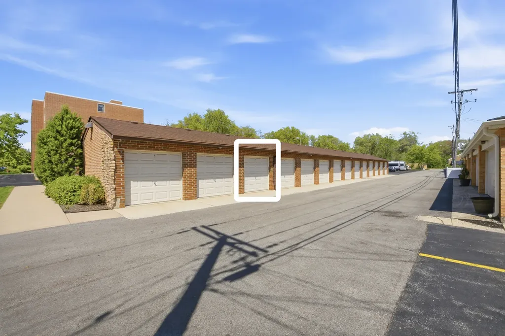 255 South West Avenue Elmhurst IL 60126
