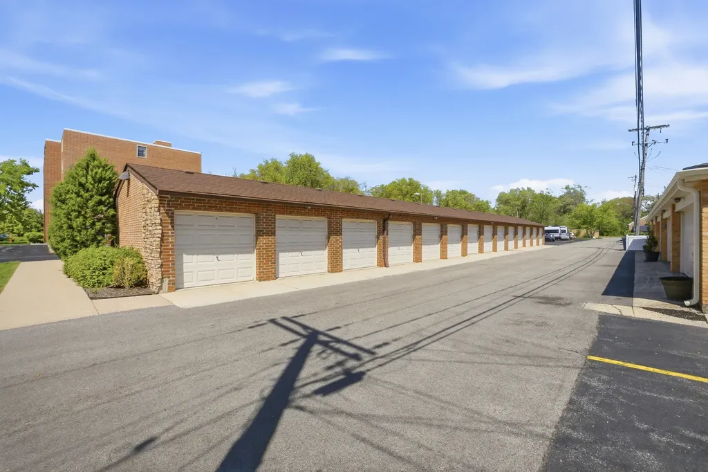 255 South West Avenue Elmhurst IL 60126