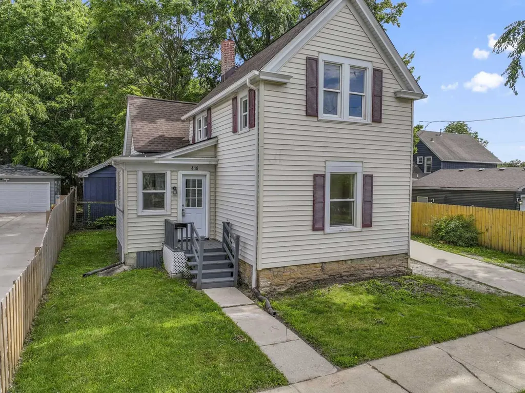 418 West Illinois Avenue Aurora IL 60506