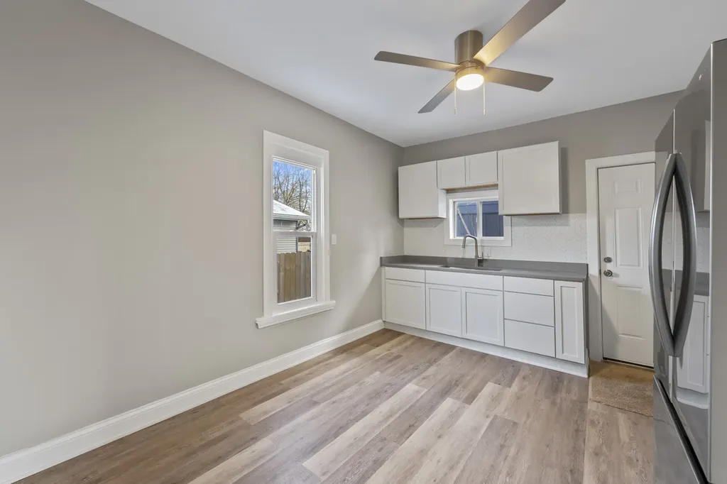 418 West Illinois Avenue Aurora IL 60506
