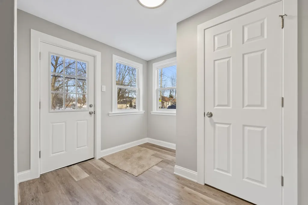 418 West Illinois Avenue Aurora IL 60506