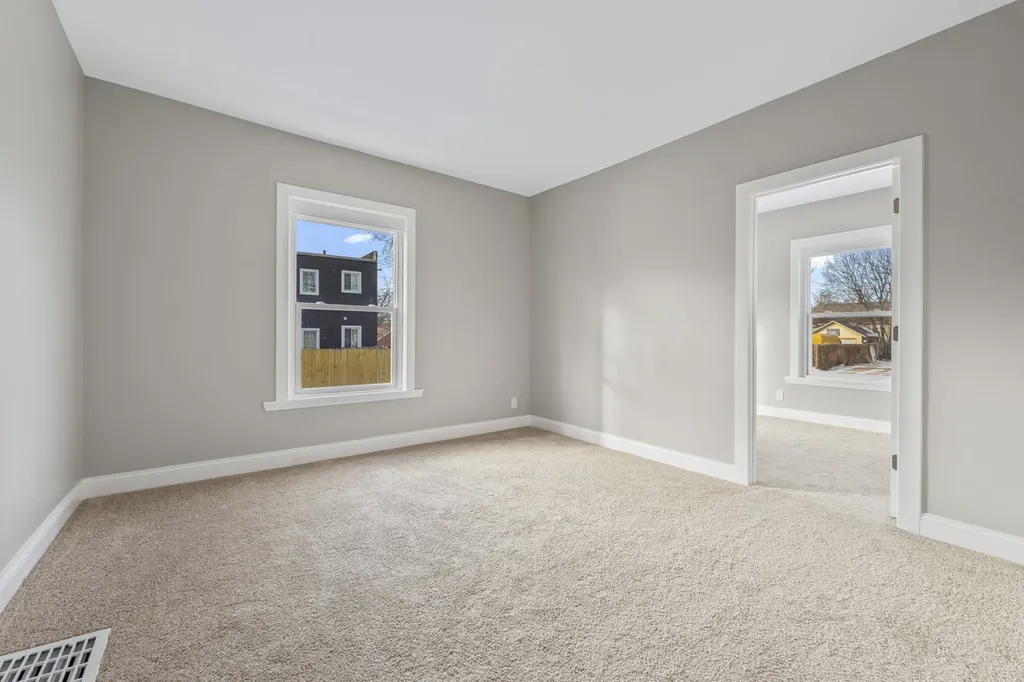 418 West Illinois Avenue Aurora IL 60506