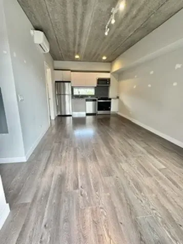 2407 West Eastwood Avenue Chicago IL 60625