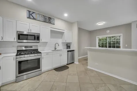 367 Emerald Lane Algonquin IL 60102
