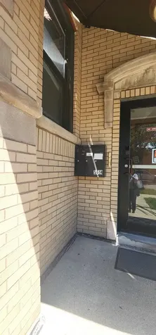 5614 West Melrose Street Chicago IL 60634
