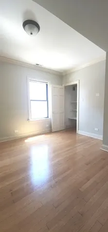 5614 West Melrose Street Chicago IL 60634