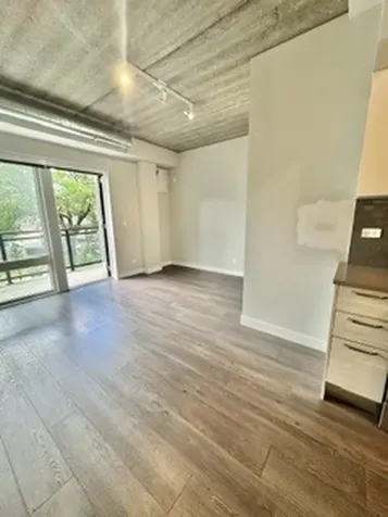 2407 West Eastwood Avenue Chicago IL 60625