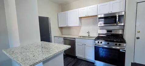 4764 North Virginia Avenue Chicago IL 60625