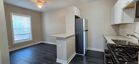 4764 North Virginia Avenue Chicago IL 60625