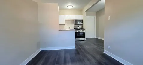4764 North Virginia Avenue Chicago IL 60625